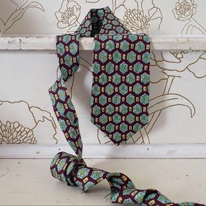 The Metropolitan Museum of Art MOMA Turkish Rug /Carpet Print 100% Silk Tie